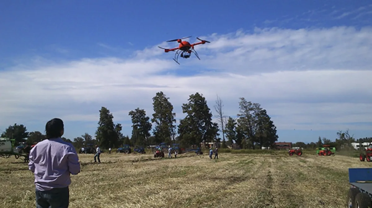 Datos que deciden desde el cielo: aplicaciones aéreas para la agricultura, ganadería y los bosques
