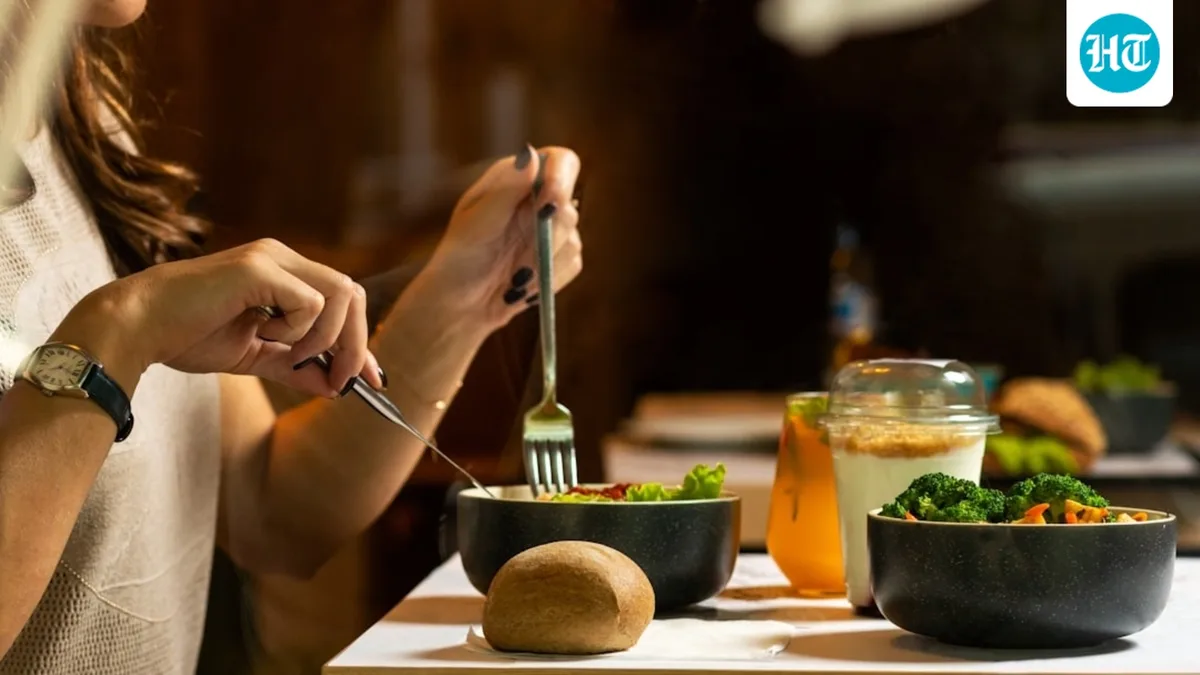 Why are you feeling full all day while eating less to lose weight? Dietitian explains the possible causes
