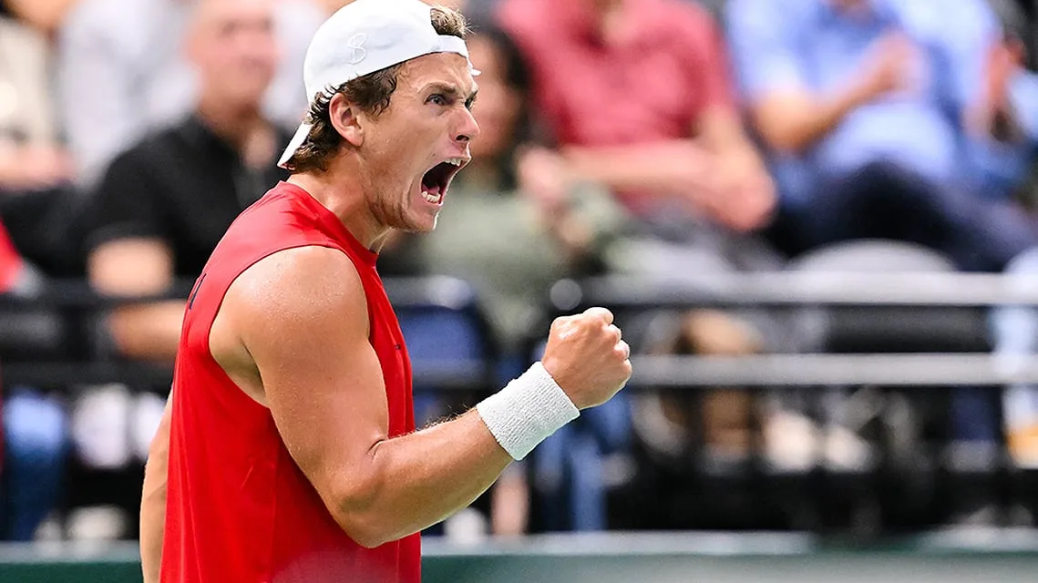 Liam Draxl strikes first for Canada in Davis Cup tie, earning win for 1-0 lead on France