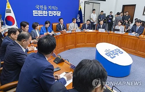 與, 경찰개혁추진단 발족…김남희 단장 등 10명 내외 구성