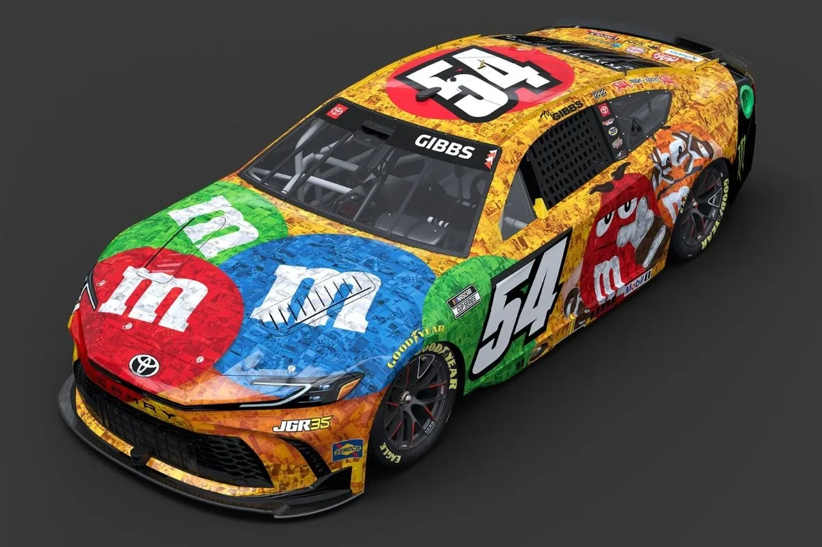 NASCAR: Carro com pintura icônica de Kyle Busch retorna em homenagem