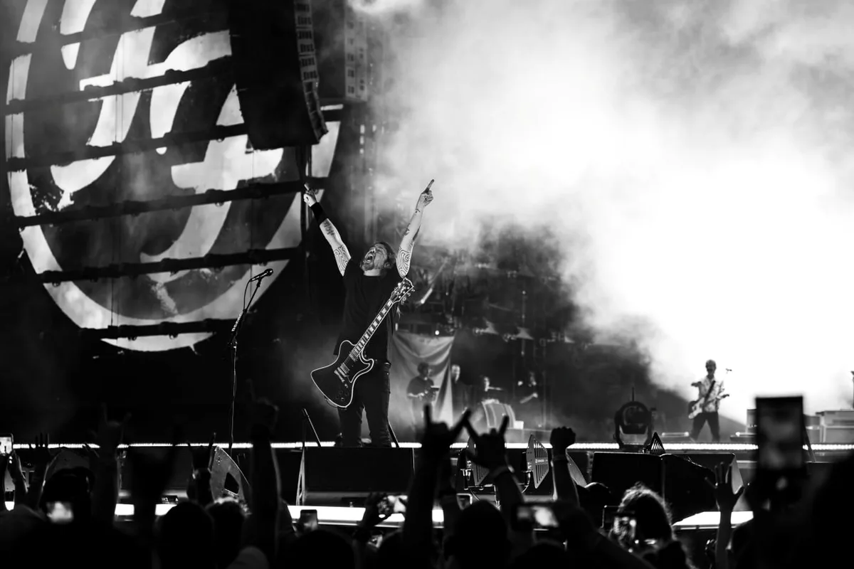 Nova turnê do Foo Fighters é a mais aclamada da banda nos últimos anos: “tanque cheio”