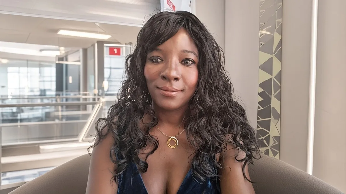Marina Barrera o cómo afrontar la maternidad cuando se es adoptada: "Tengo un miedo bastante grande cuando me voy a trabajar porque siento que estoy abandonando a mi hija"