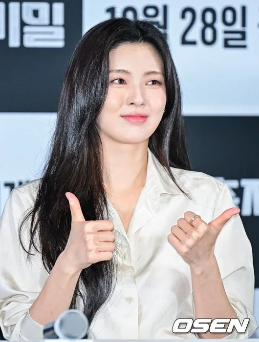 [사진]이선빈, '엄지척 미모'