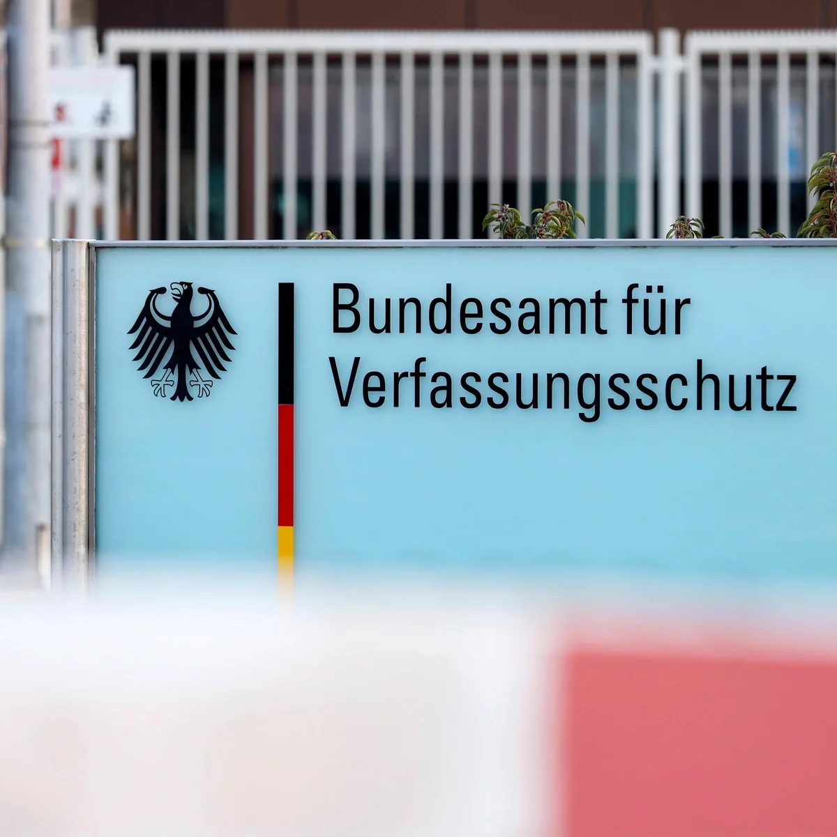 Berlin - Bundesregierung will Geheimdienst-Reform schnell voranbringen - Sicherheitsexperte lobt Maßnahmen