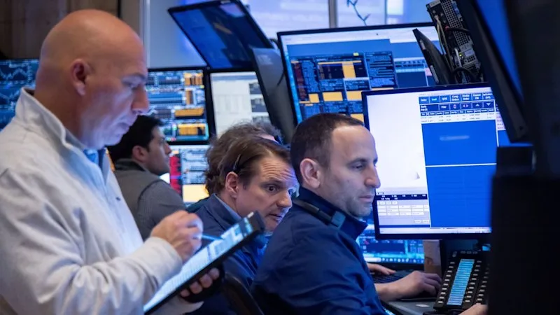 ASX finishes higher ahead of Fed rate call as oil prices ease