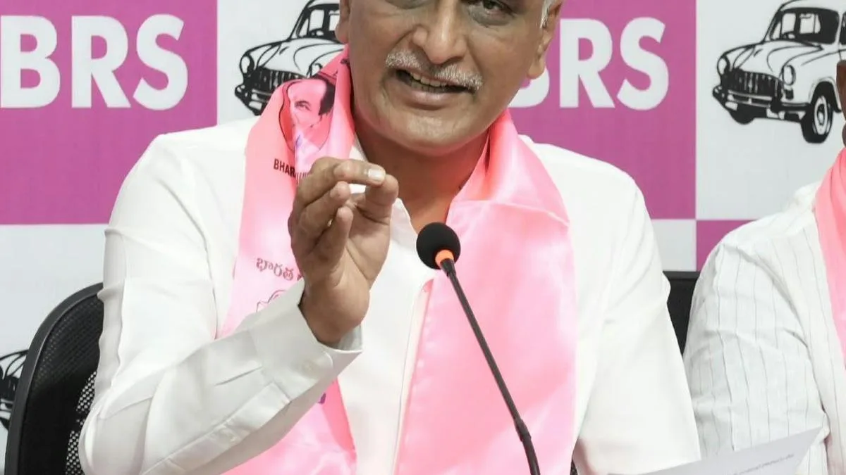 Harish Rao flays Govt. for collecting double fare in RTC buses