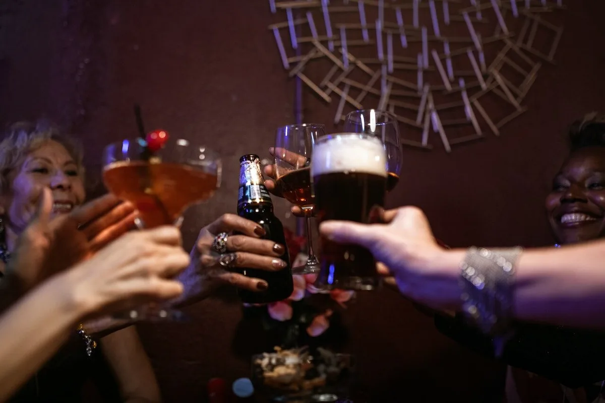 Bélgica quer obrigar publicidade de cerveja a avisar que “o álcool prejudica a saúde”