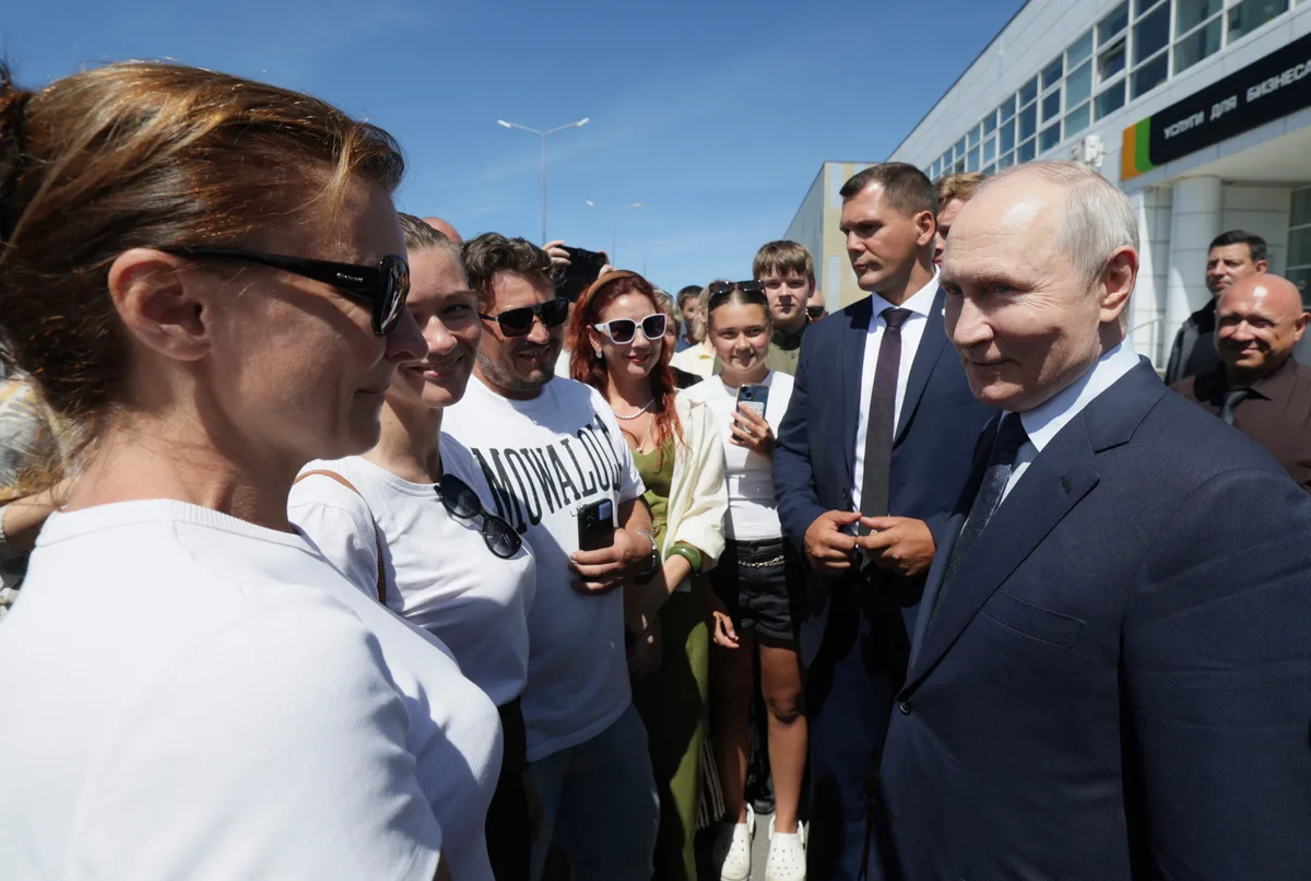 Putin faz visita inédita a ilhas sob disputa com o Japão, que reage: ‘Absolutamente inaceitável’
