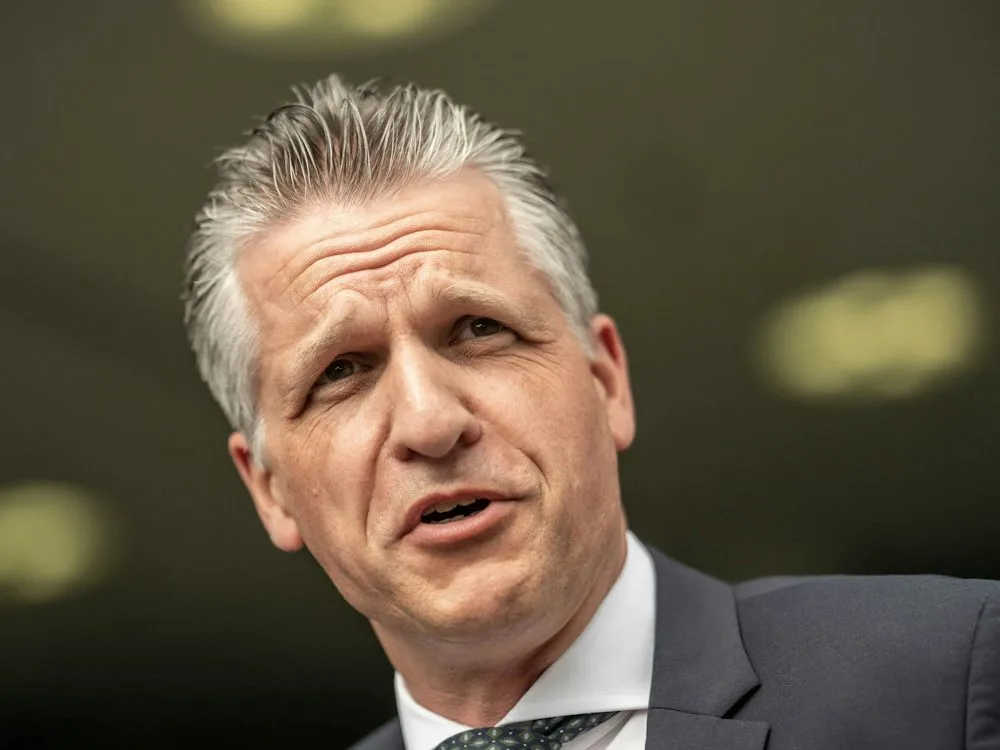 Newsblog zur Bundespolitik: Name „Merz“ fehlt in Erklärung: Frei spricht von „Haarspalterei“