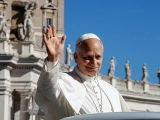 À quelle heure et sur quelle chaîne suivre la visite du pape Léon XIV en France dès ce vendredi 25 septembre ?