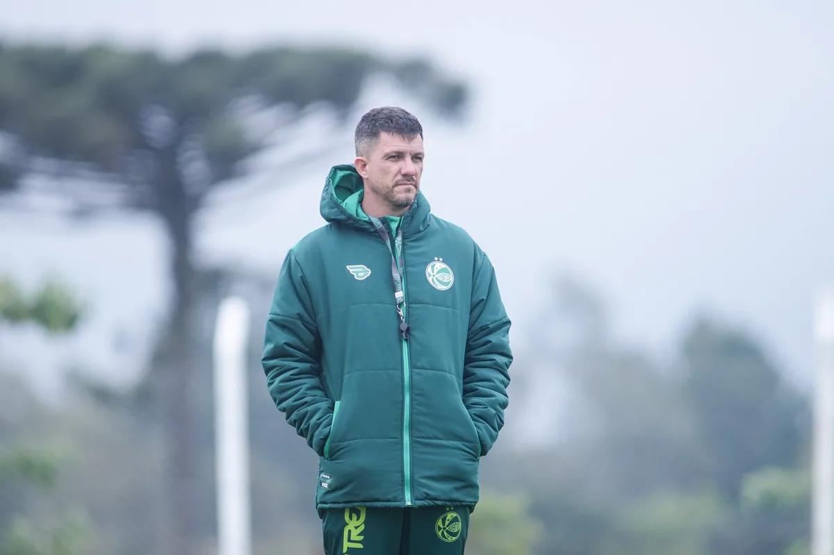 Zagueiro volta, mas Juventude perde principal garçom para o duelo com São Bernardo