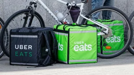 Partnerschaft zwischen Uber und Zipline: UberEats-Bestellung per Zipline-Drohne