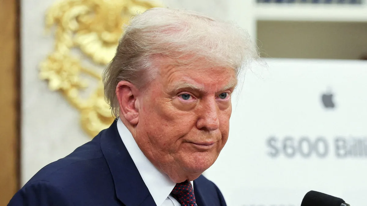Trump's Fine Arts Chief Spoke With Kremlin Officials During Russia Visit