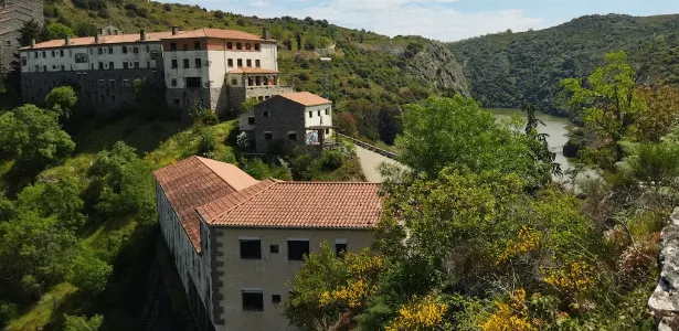 Empresário luta para transformar vila na Espanha em potência turística
