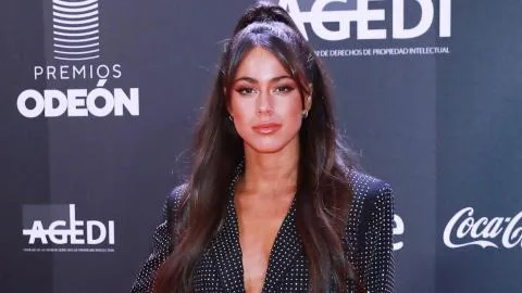 Tini Stoessel rompe con su padre tras descubrir que no controla su propia fortuna ni los derechos de su carrera