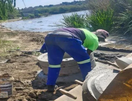 Rynfield sewage crisis worsens as rising Boat Lake water submerges pump station