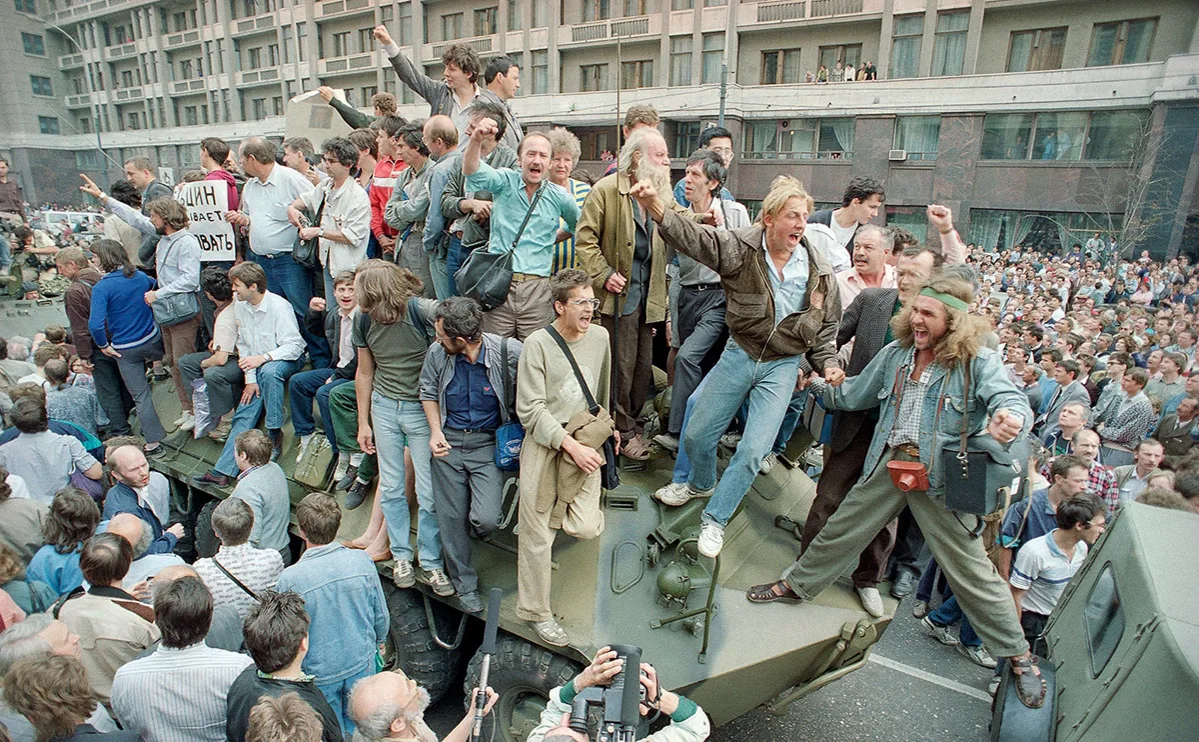 «Было страшно? Не то слово»: хронология августовского путча 1991 года
