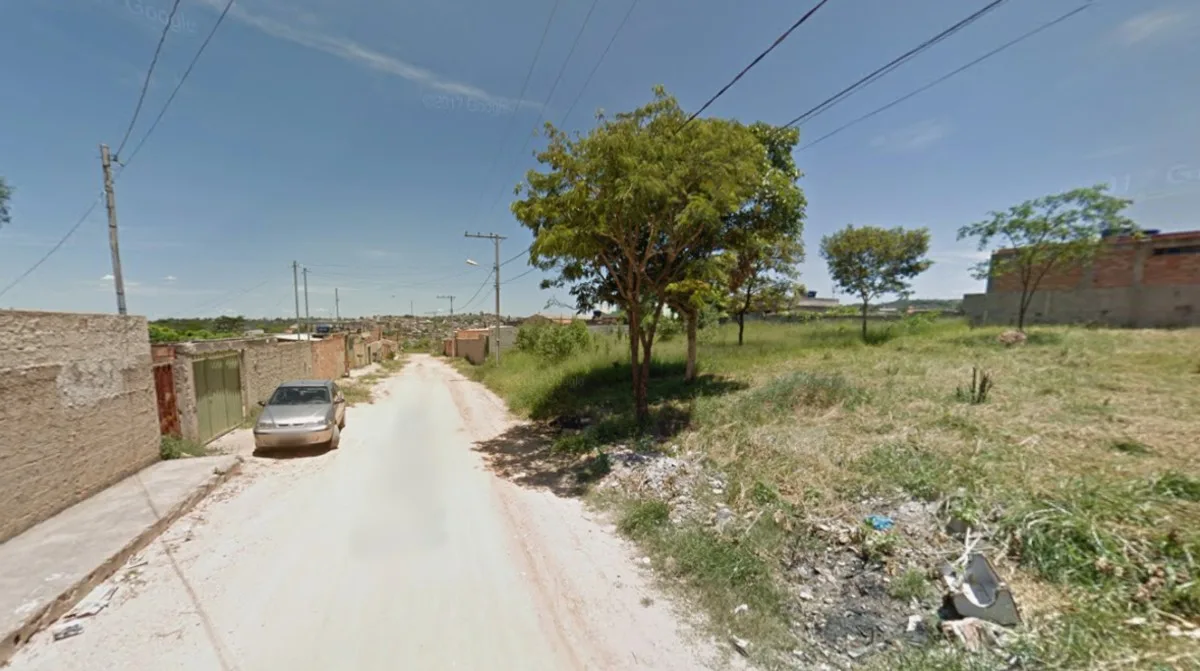 Mulher é morta a facadas dentro de casa em Ribeirão das Neves