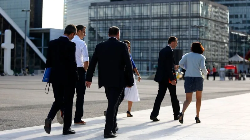 Ils sont dix fois plus nombreux qu'il y a 50 ans, mais sont de moins en moins managers : il y a désormais plus de 4 millions de cadres en France, selon l'APEC