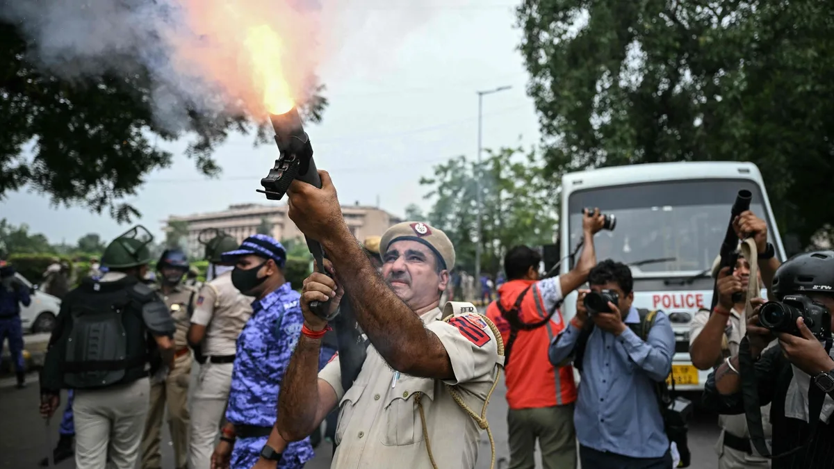 Delhi Police denies excessive use of force during protest: '5k cops tried to manage 30k+ protesters'