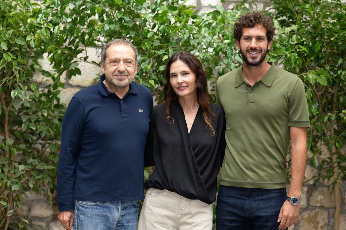 "On a dépoussiéré le patrimoine" : avec "Le Rouge et le Noir", France 2 fait le pari de la littérature en prime time