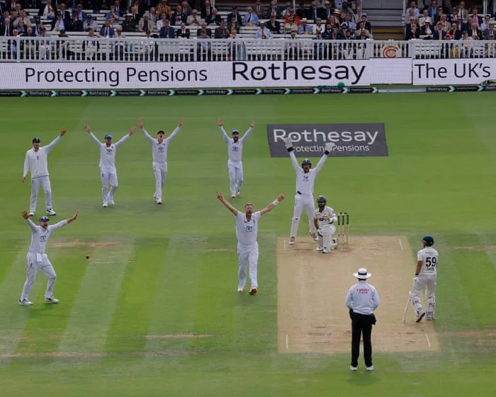 Welcome to Ozball, the low-key story of a low-key England summer | Barney Ronay