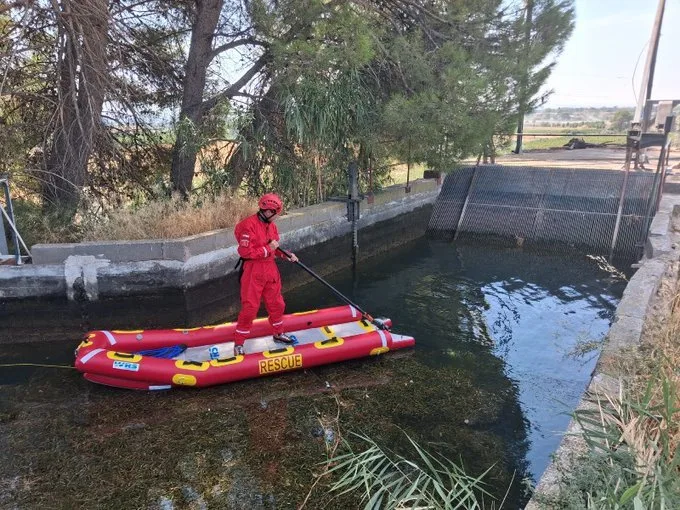 Los Bomberos encuentran un cadáver sin identificar en una acequia de Torrefarrera (Lleida)
