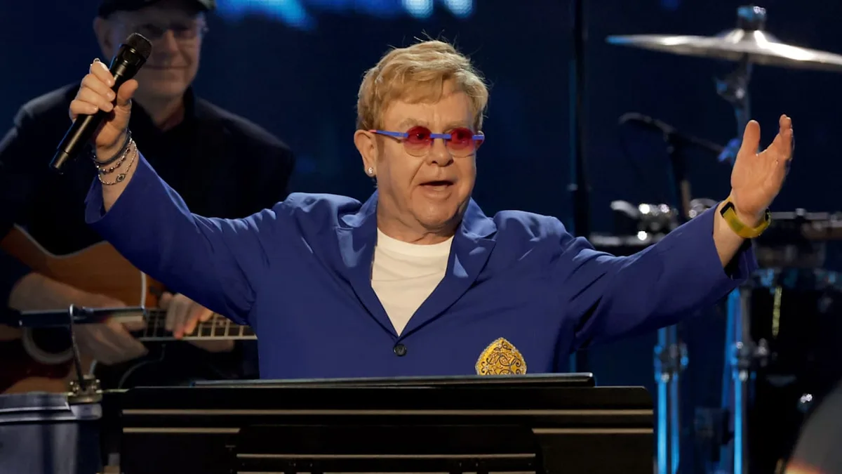 „Bin sehr verärgert und traurig“ - Sir Elton John wütet gegen Fußball-Klub