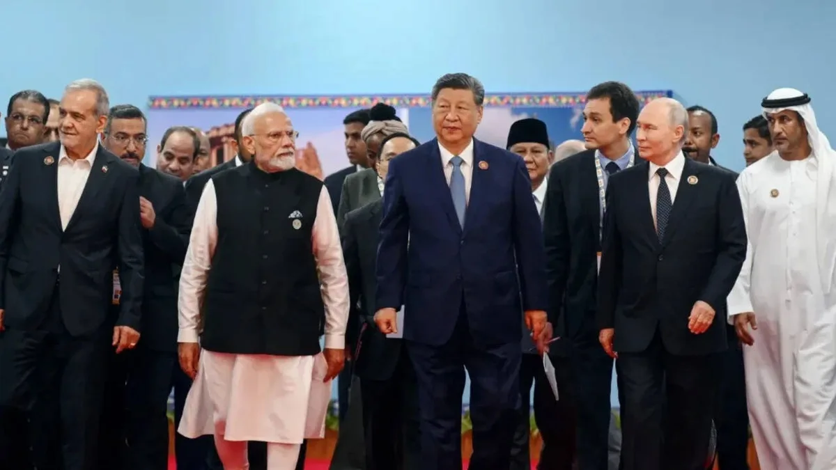 India builds Brics without breaking up with US