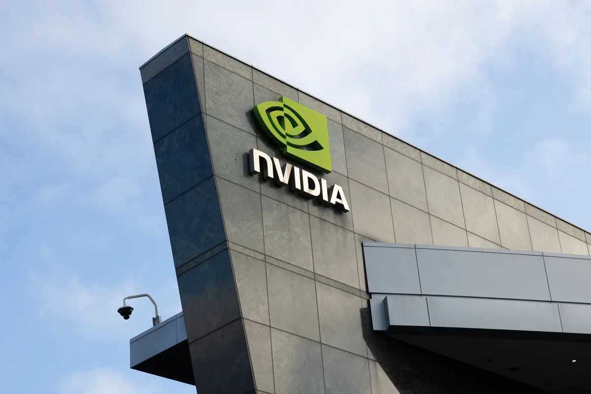 Nvidia surfe sur la croissance de l’IA et lorgne la pépite française Hugging Face