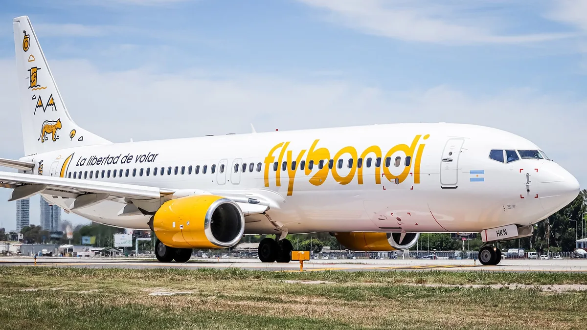 El principal inversor de Flybondi le exigió a Cartesian Capital Group que normalice la situación de la aerolínea