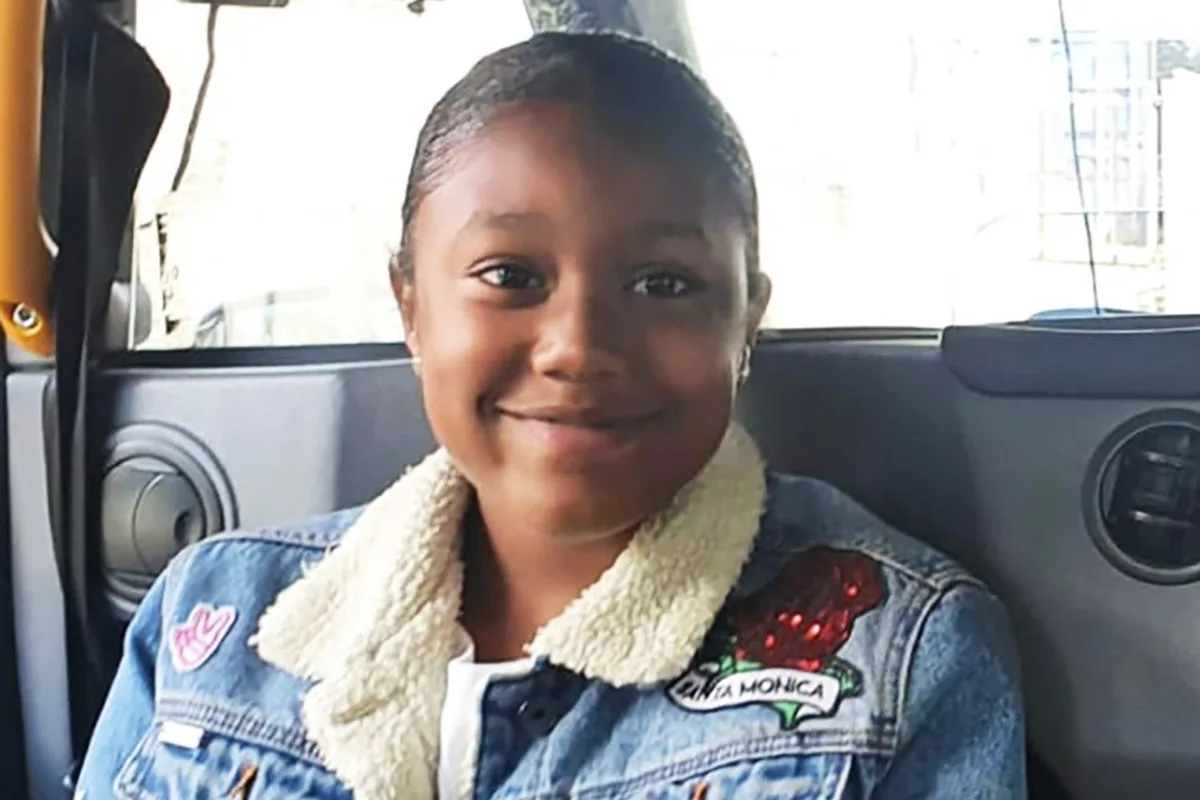 Menina de 12 anos morre após tomar milkshake contaminado em cafeteria
