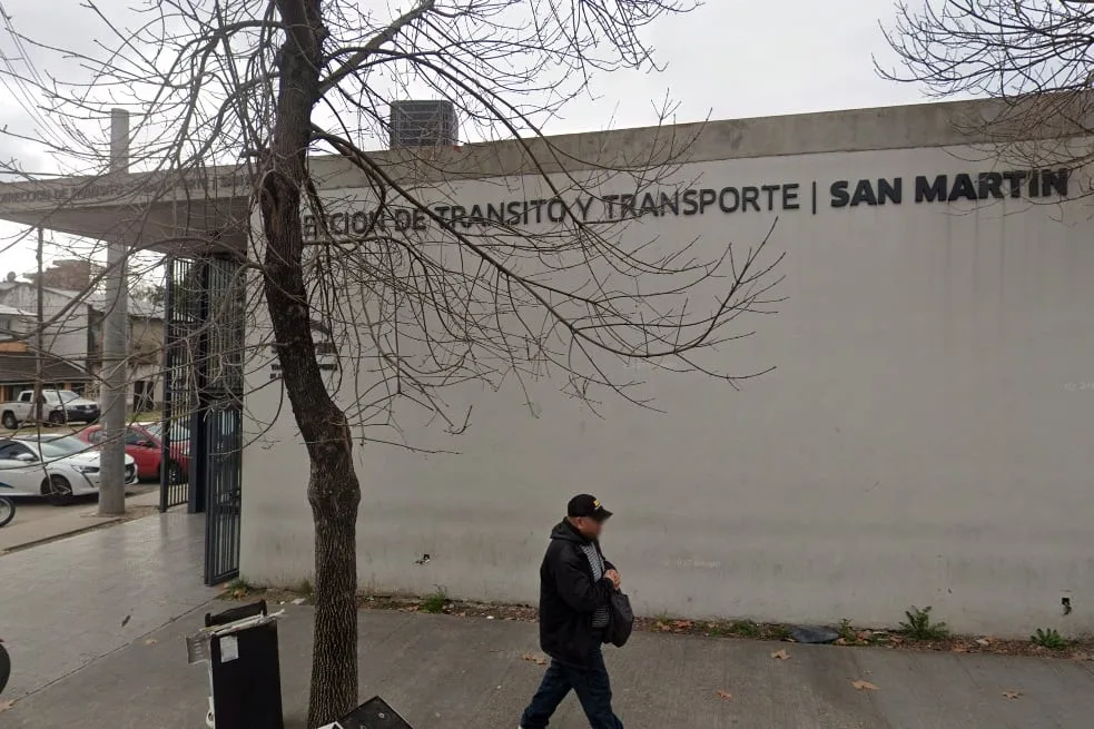 Allanan dos municipios ante la sospecha de que entregaban licencias de conducir a narcos y ladrones