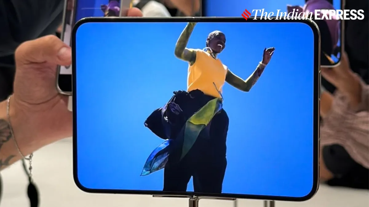 Apple launches foldable iPhone Duo, hopes to rule tough premium segment