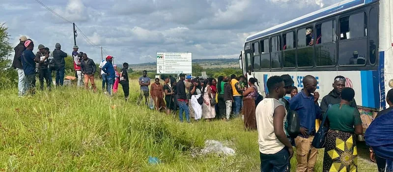 Two buses intercepted on N1 with 65 passengers without passports