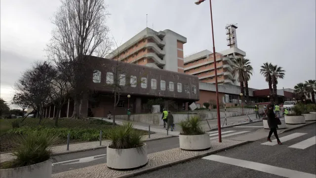 IVG "descontinuadas" no Garcia de Orta? Hospital indica que é temporário
