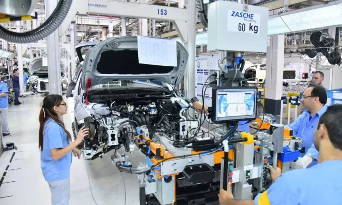 Volkswagen ameaça fechar mais fábricas e projeta novas demissões