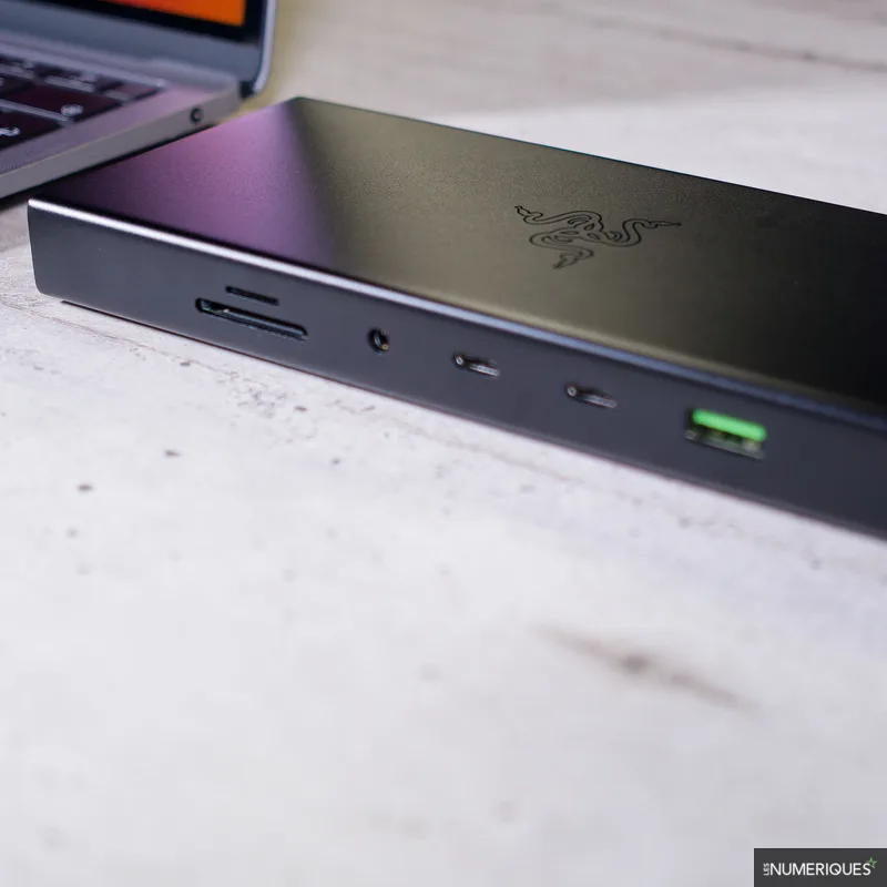 Actualité : Bon plan – Le hub USB-C Razer USB 4 Dock Black "5 étoiles" à 159,99 € (-30%)