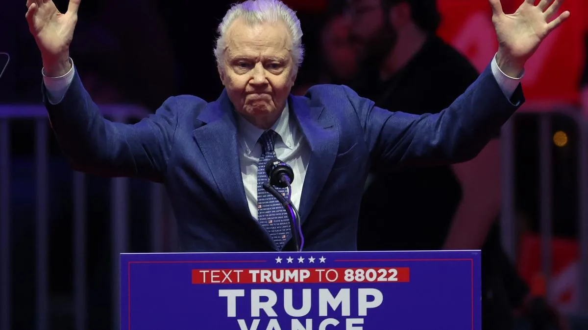 Donald Trump and 'fantastic' Jon Voight craft plan to save 'disaster' Hollywood