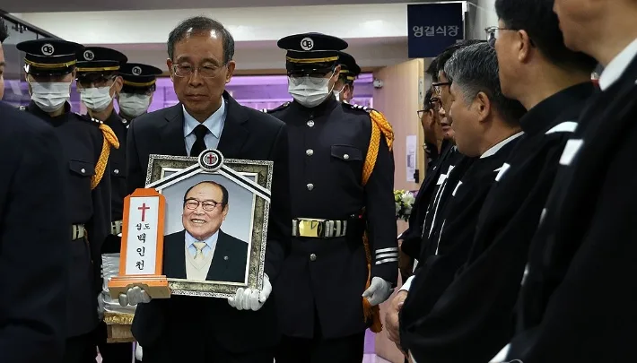'영원한 4할 타자' 백인천 전 감독, 'KBO장' 속 영면