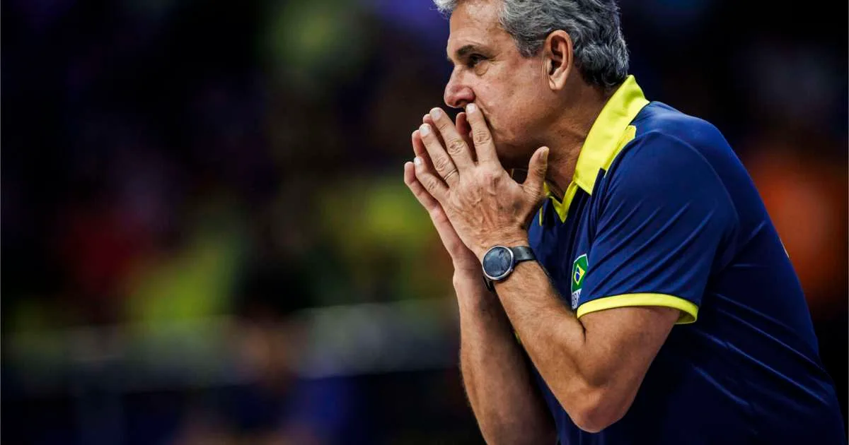 Zé Roberto indica saída da Seleção Brasileira de Vôlei após os Jogos de Los Angeles
