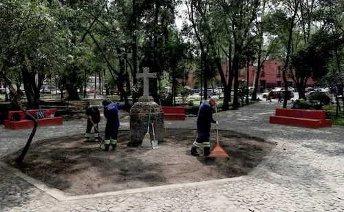 Rehabilitan Plaza de la Conchita en Coyoacán; tendrá nuevo jardín polinizador