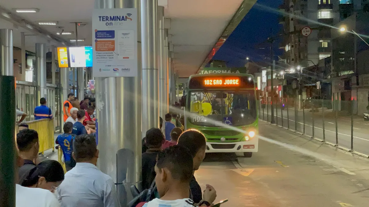 Eleitores terão ônibus gratuitos em Manaus nos dias de votação das eleições 2026