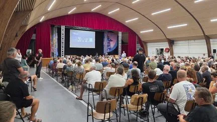 "À certaines questions embarrassantes, on n'avait aucune réponse" : au Porge, la colère des habitants contre le commandement des opérations en Gironde