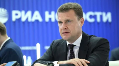 Чекунков: для эвакуации людей со Шпицбергена задействовали судно Морспасфлота