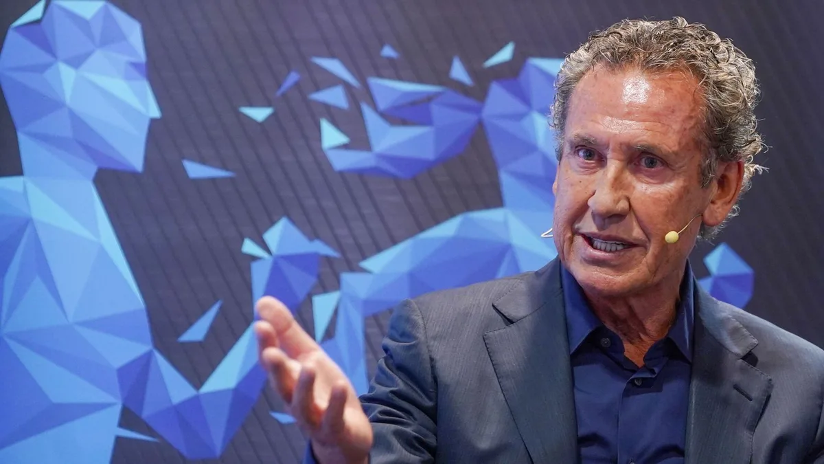 Jorge Valdano, exfutbolista: "Es difícil pedirle más a un jugador, yo estoy entregado a Mbappé"
