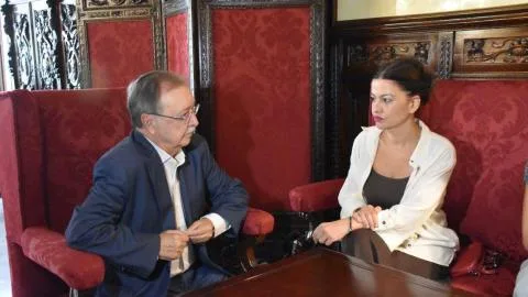 Vivas se niega a trasladar a 500 menores de Ceuta a la península desde el 28 de agosto