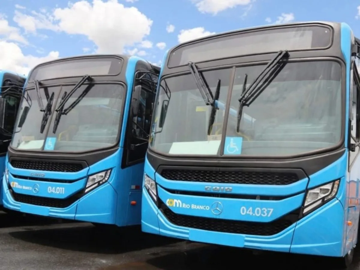 Rio Branco recebe 20 ônibus modelo 2027 para integrar nova frota do transporte coletivo
