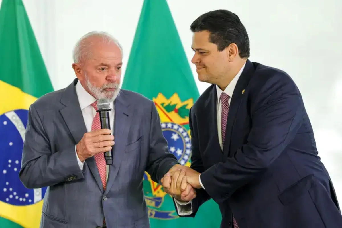 Governo e Congresso destravam pauta da ‘taxa das blusinhas’